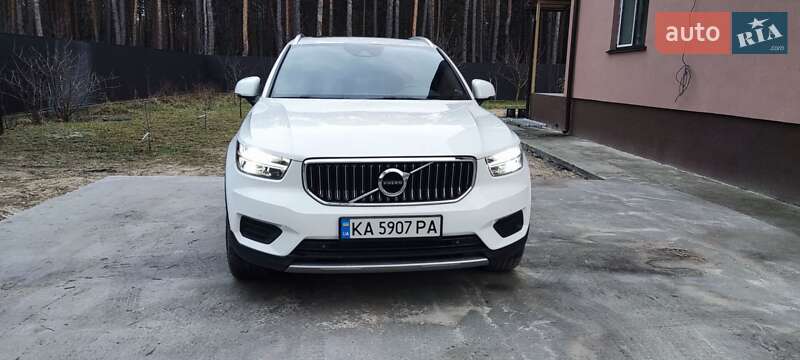 Позашляховик / Кросовер Volvo XC40 2019 в Києві