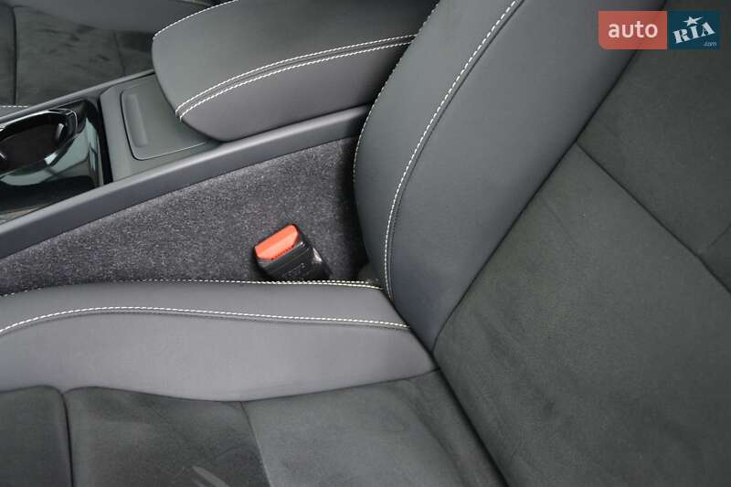 Внедорожник / Кроссовер Volvo XC40 2022 в Киеве фото 8 Внедорожник / Кроссовер Volvo XC40 2022 в Киеве