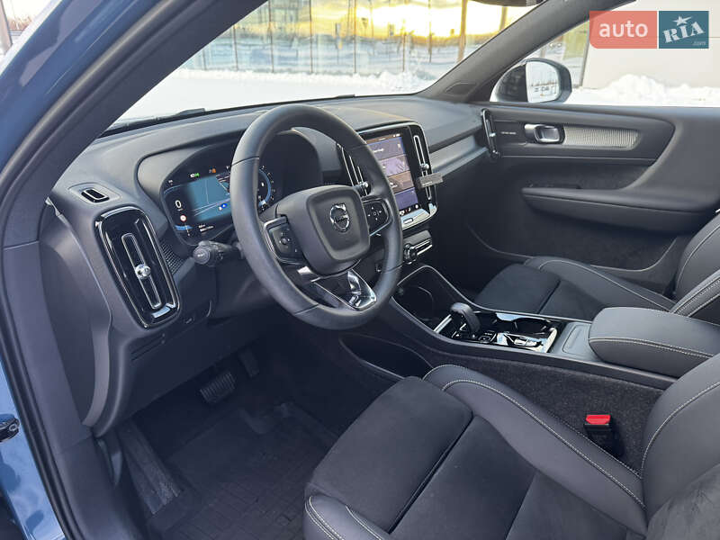 Внедорожник / Кроссовер Volvo XC40 2022 в Киеве фото 21 Внедорожник / Кроссовер Volvo XC40 2022 в Киеве