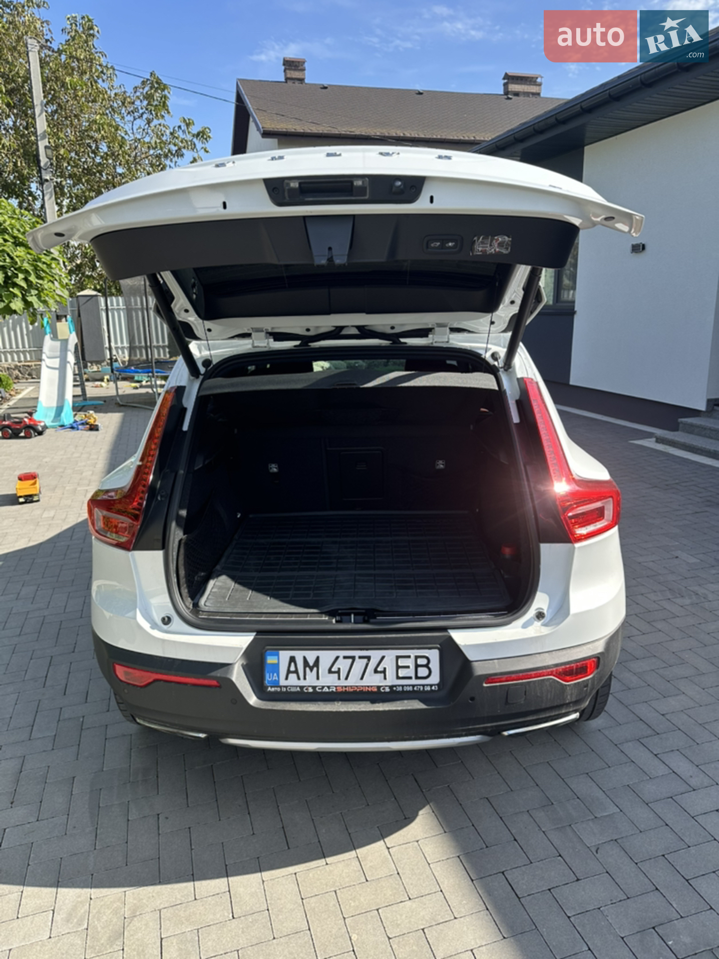 2018 Volvo XC40 - мініатюра 5