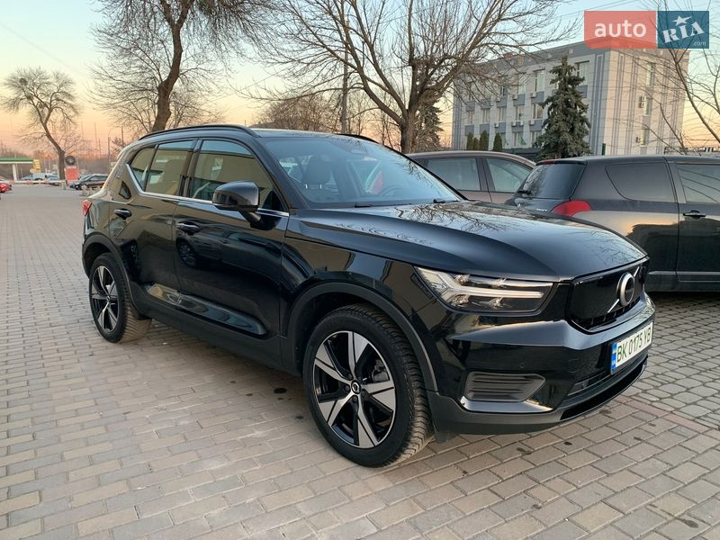 Volvo XC40 2021