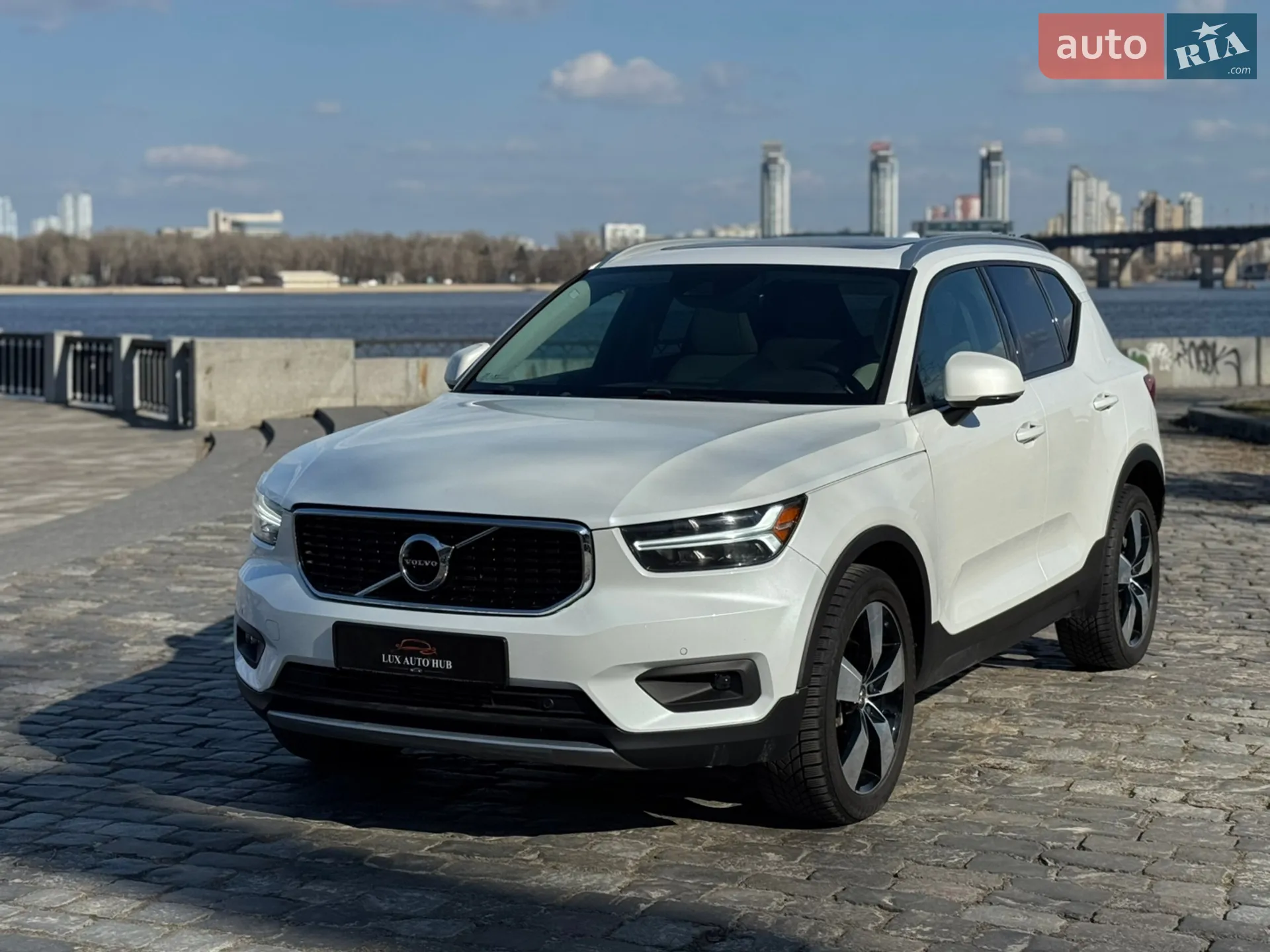 2020 Volvo XC40 - мініатюра 3