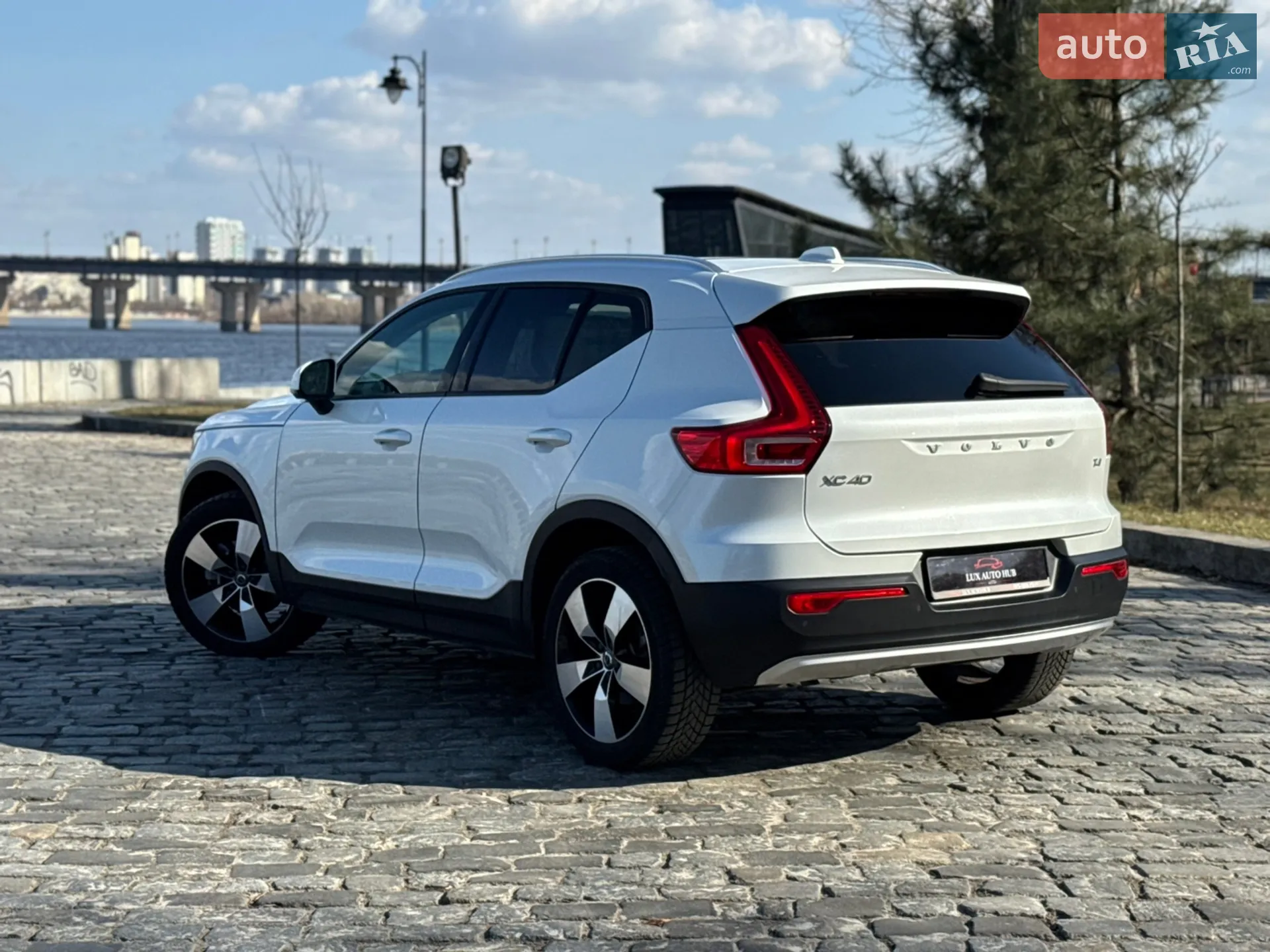 2020 Volvo XC40 - мініатюра 15