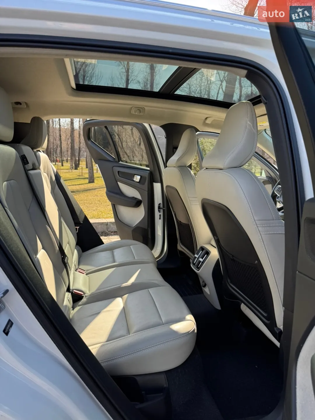 2020 Volvo XC40 - мініатюра 19