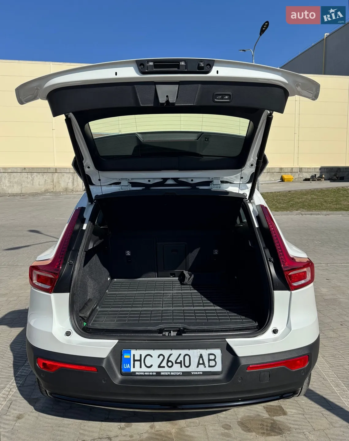 Volvo XC40 2024 VIN YV1XZK8V8S2481889 фото оголошення 13 з 70