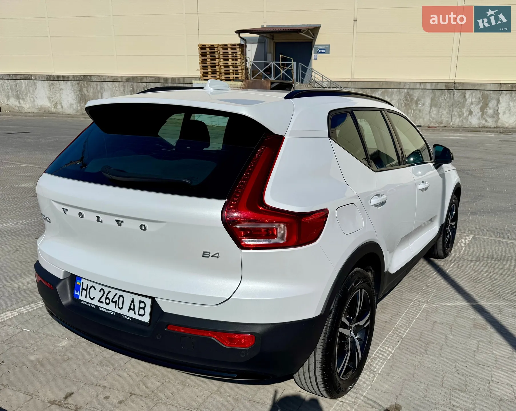 2024 Volvo XC40 - мініатюра 12