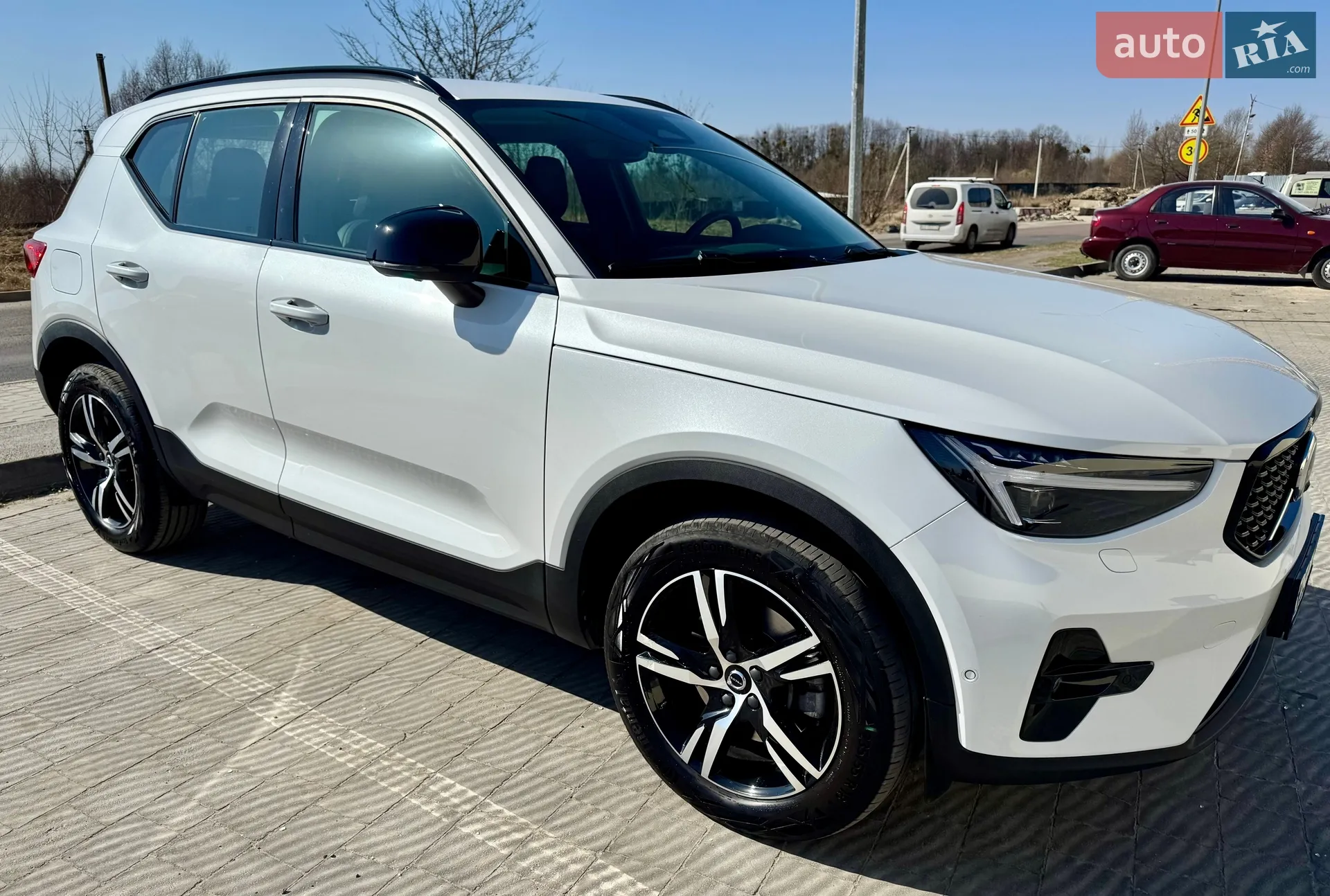 2024 Volvo XC40 - мініатюра 8