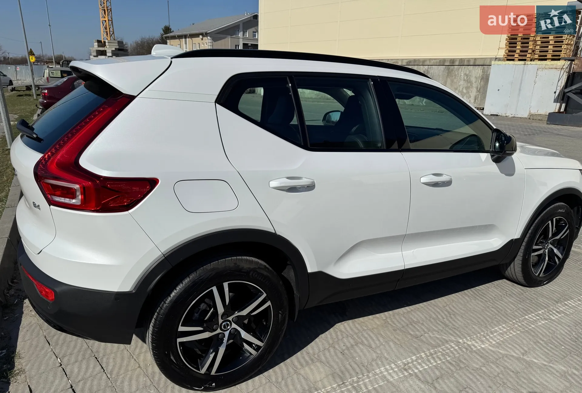 Volvo XC40 2024 VIN YV1XZK8V8S2481889 фото оголошення 9 з 70