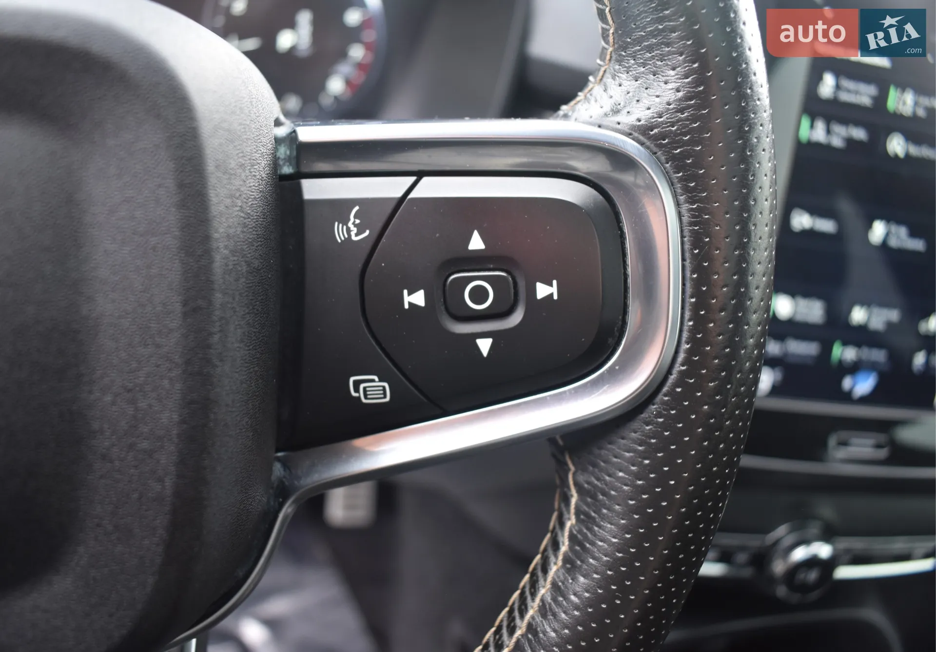 2020 Volvo XC40 - мініатюра 6