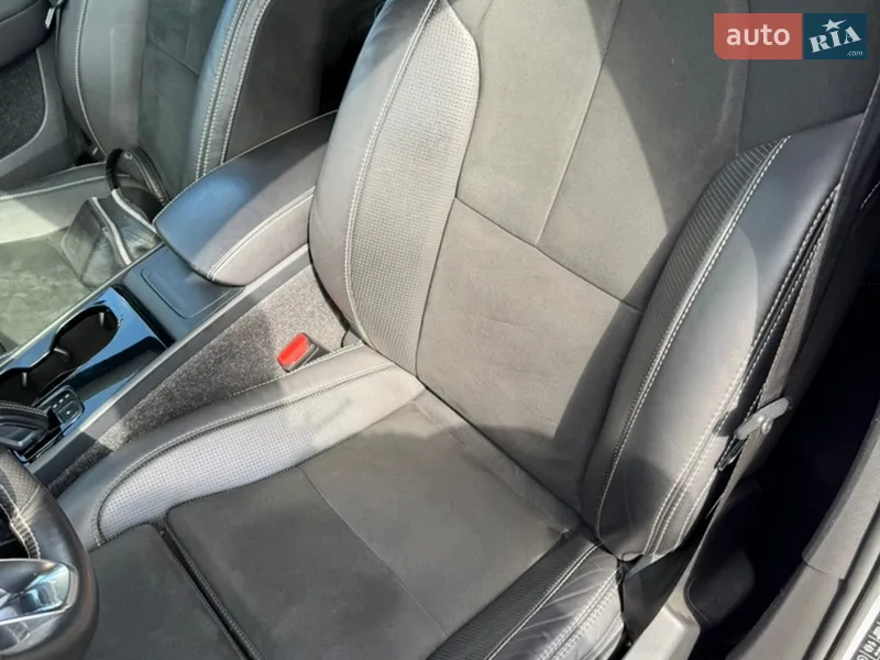 Volvo XC40 2020 VIN YV1XZEDVEM2470819 фото оголошення 11 з 39