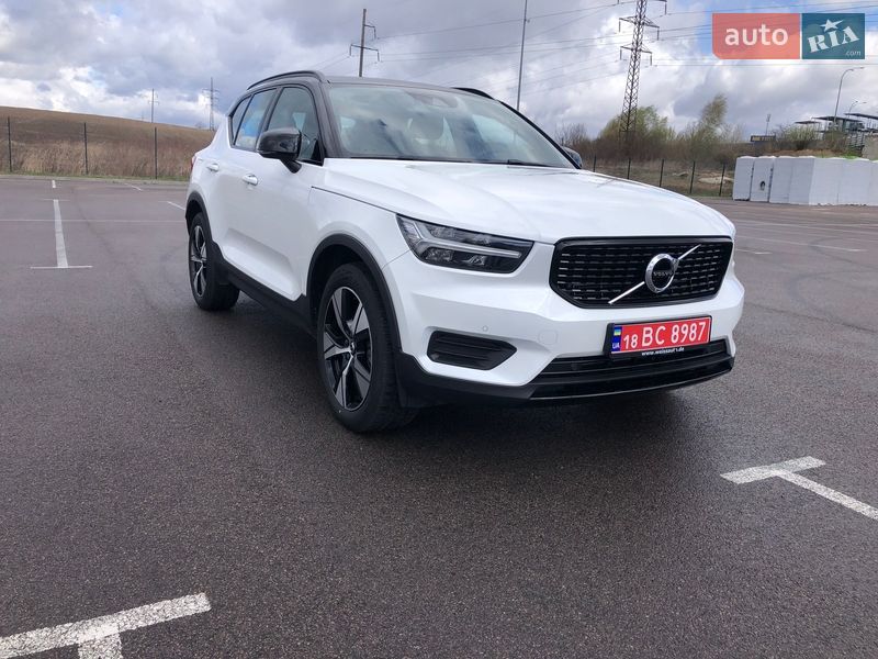 Volvo XC40 2022