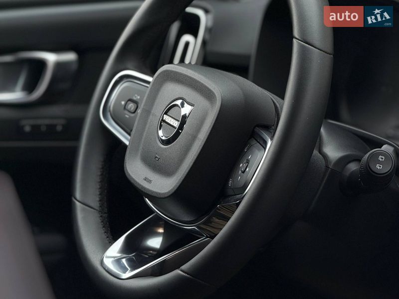 Позашляховик / Кросовер Volvo XC40 2023 в Чернівцях фото 16 Позашляховик / Кросовер Volvo XC40 2023 в Чернівцях