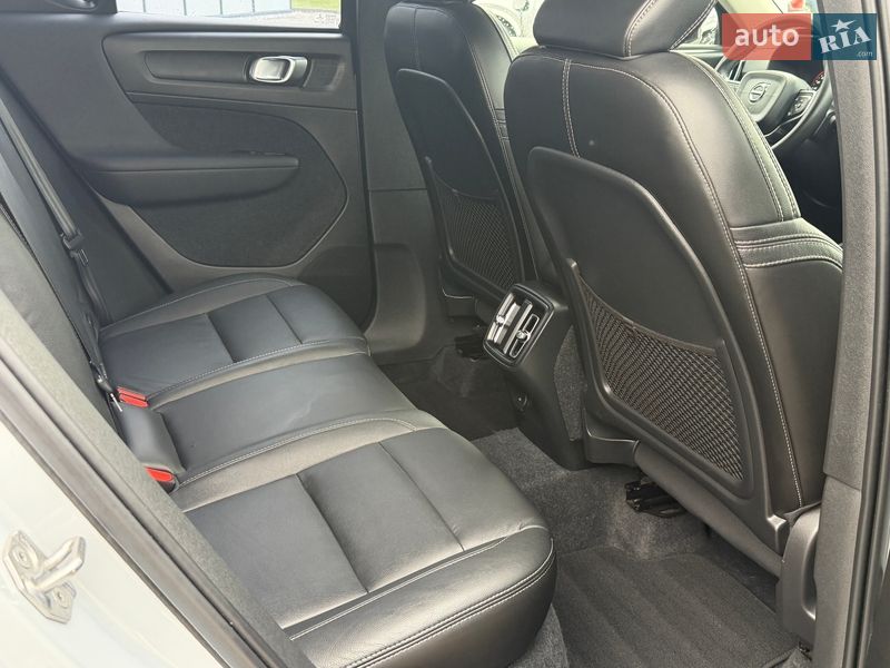 Внедорожник / Кроссовер Volvo XC40 2019 в Киеве фото 26 Внедорожник / Кроссовер Volvo XC40 2019 в Киеве