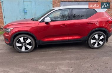 Внедорожник / Кроссовер Volvo XC40 2018 в Тростянце