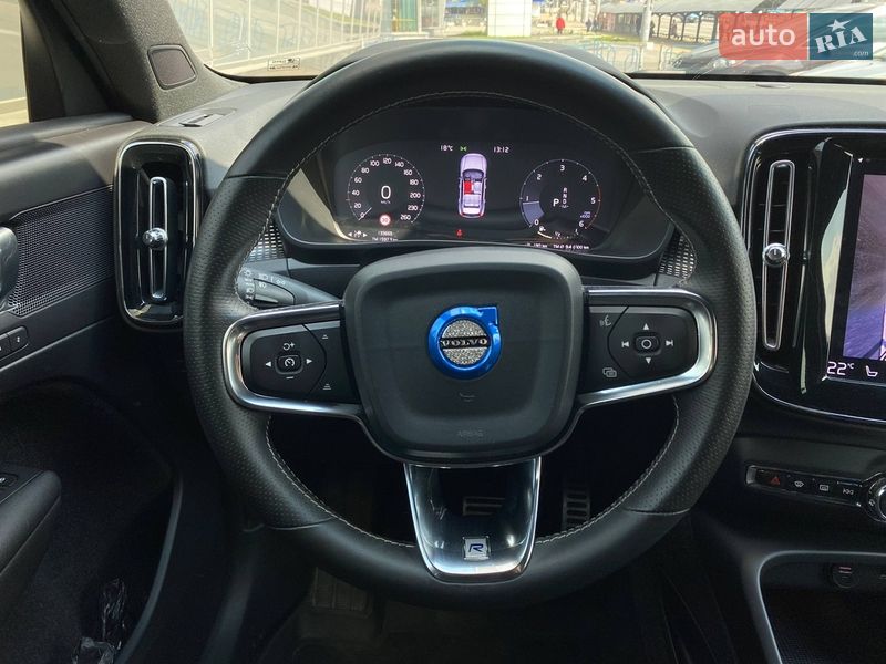 Внедорожник / Кроссовер Volvo XC40 2018 в Киеве фото 33 Внедорожник / Кроссовер Volvo XC40 2018 в Киеве