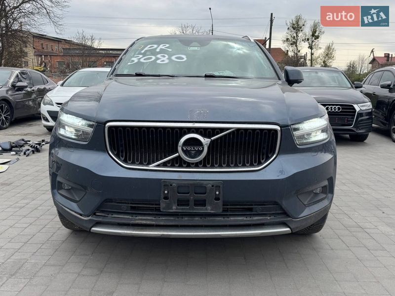 Внедорожник / Кроссовер Volvo XC40 2021 в Львове