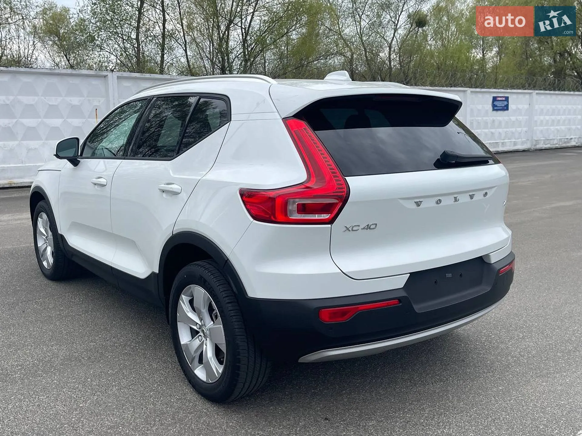 2020 Volvo XC40 - мініатюра 8