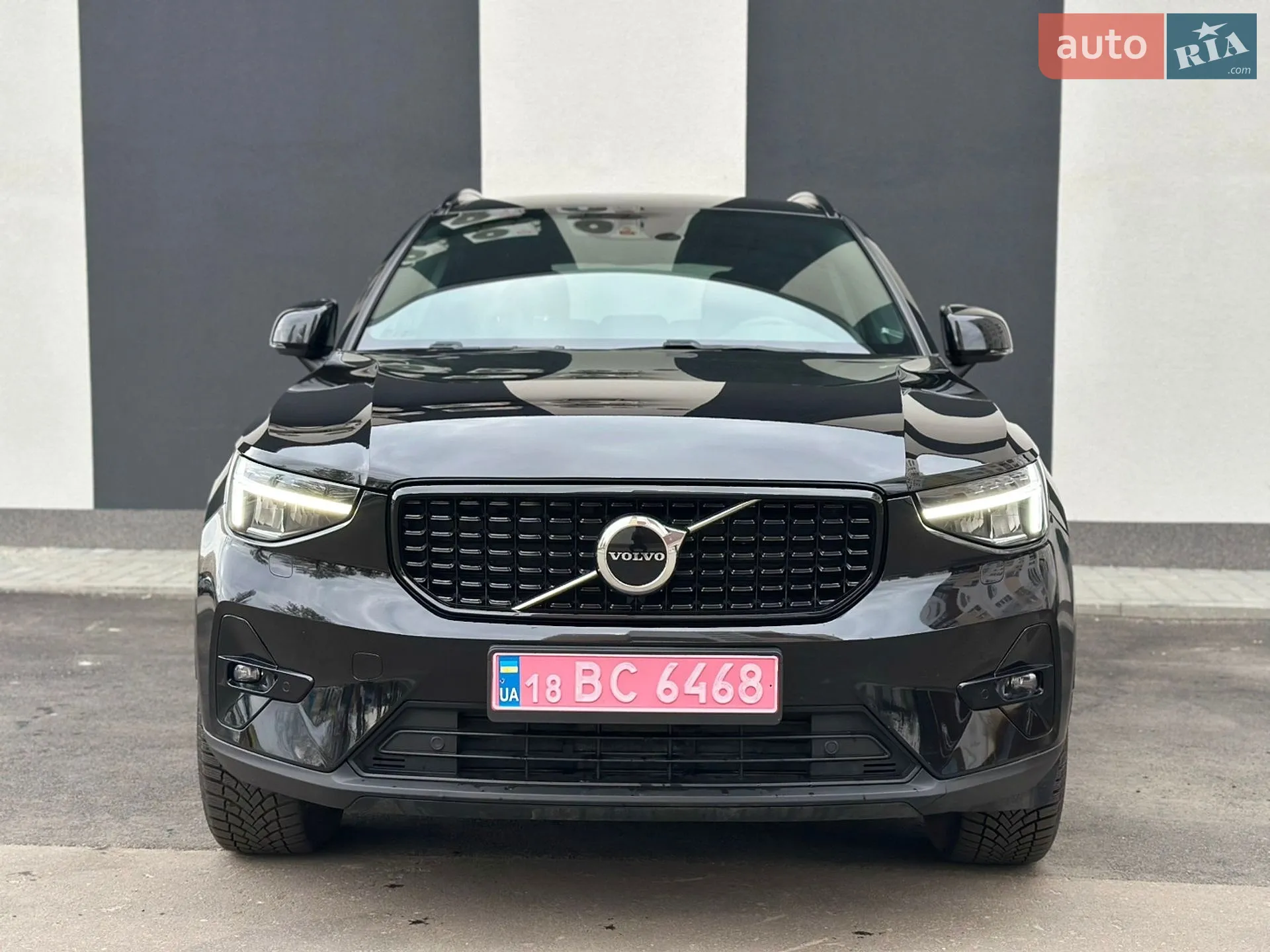 2023 Volvo XC40 - мініатюра 2