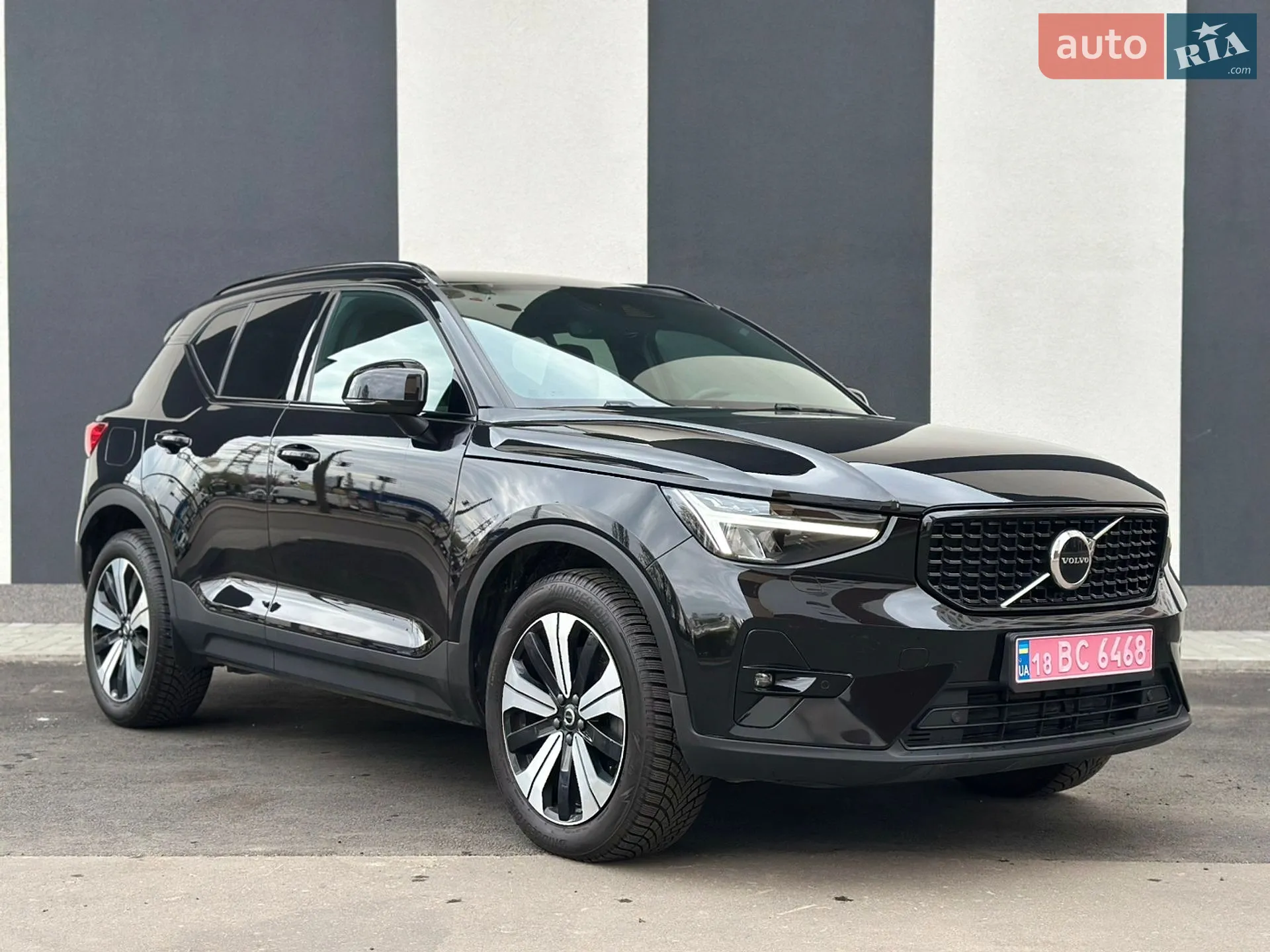 2023 Volvo XC40 - мініатюра 13