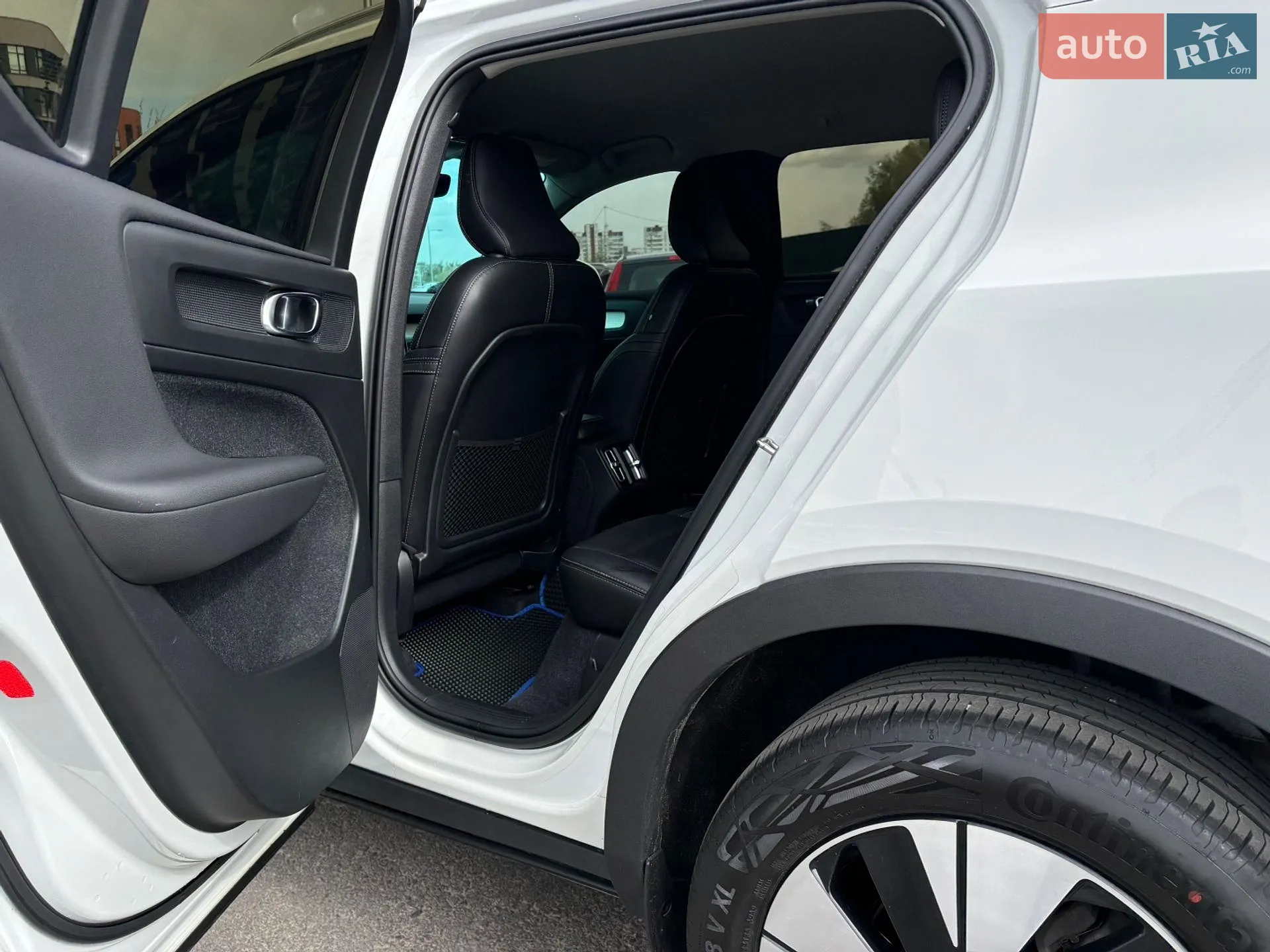 2020 Volvo XC40 - мініатюра 28