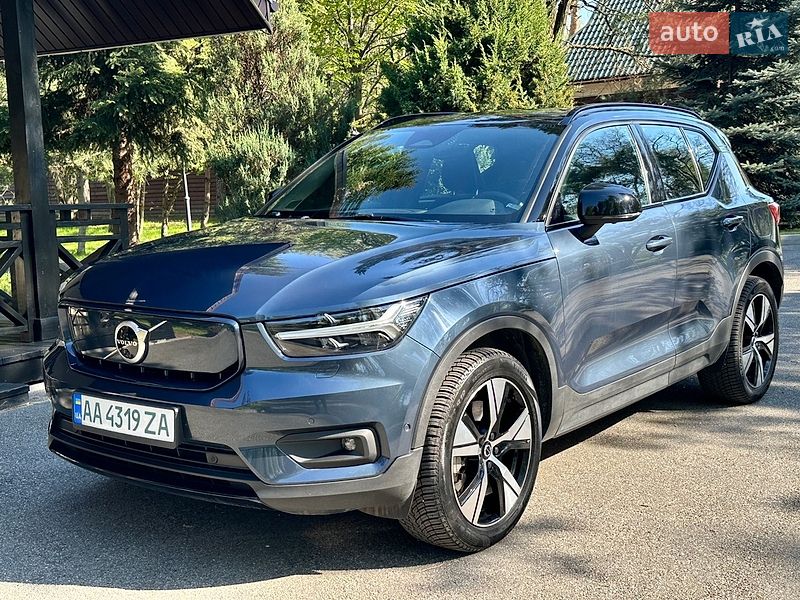 Внедорожник / Кроссовер Volvo XC40 2021 в Броварах