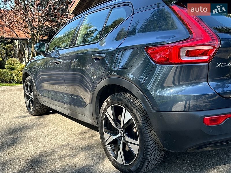Внедорожник / Кроссовер Volvo XC40 2021 в Броварах