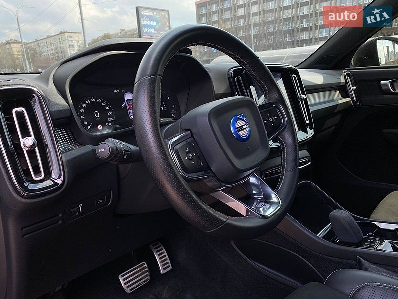 Внедорожник / Кроссовер Volvo XC40 2018 в Киеве