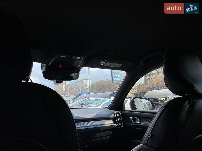 Внедорожник / Кроссовер Volvo XC40 2018 в Киеве