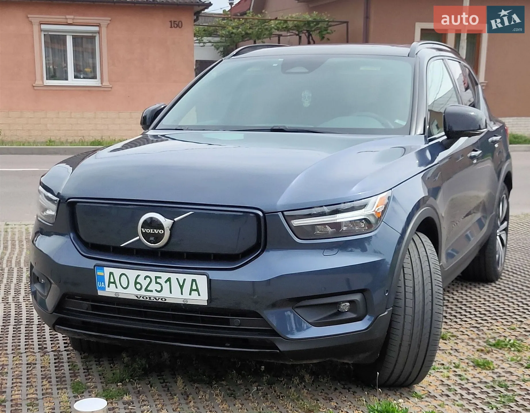 2021 Volvo XC40 - фото 1