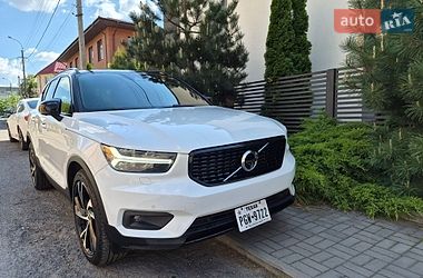 Позашляховик / Кросовер Volvo XC40 2020 в Рівному