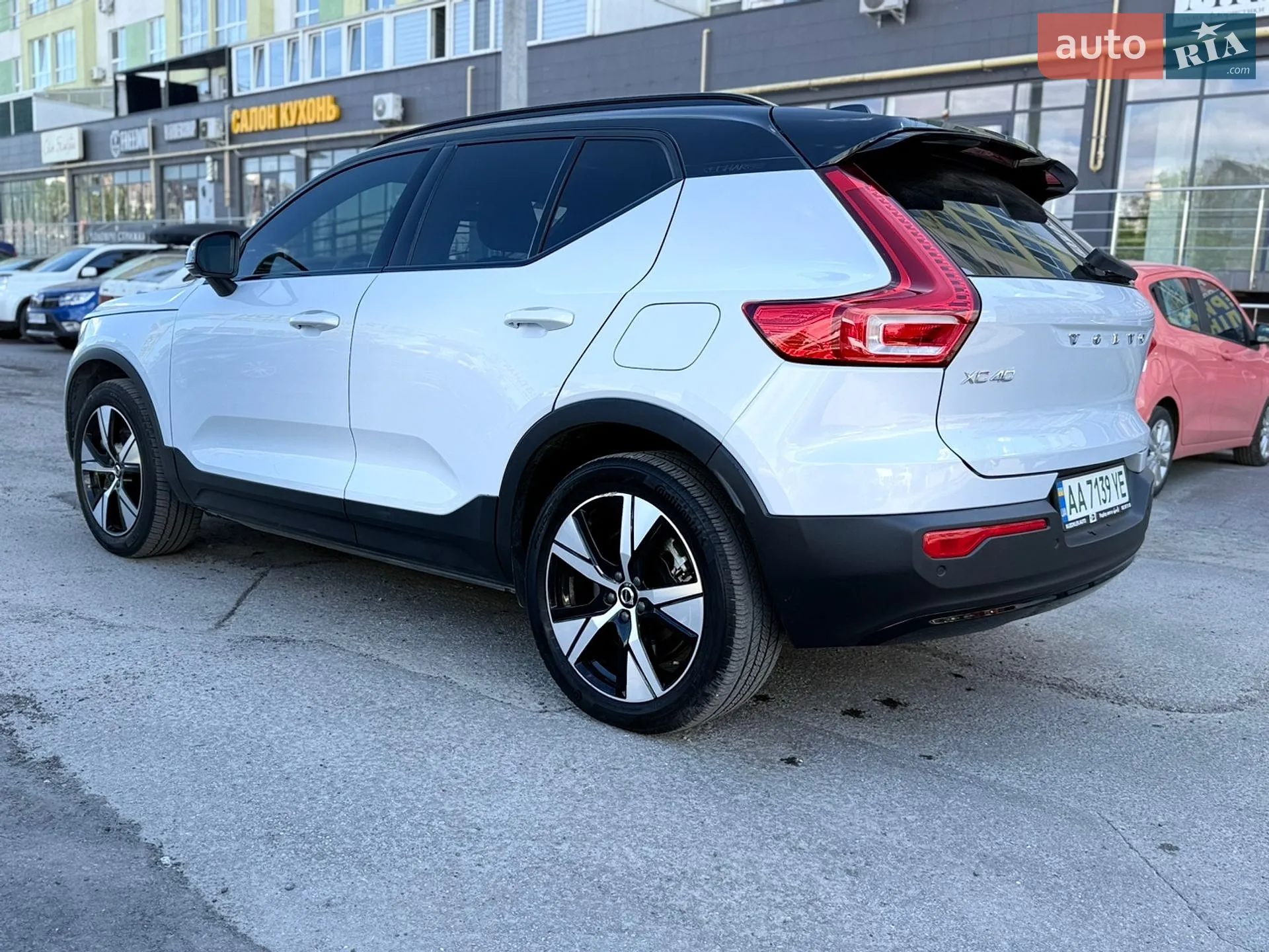2021 Volvo XC40 - мініатюра 7
