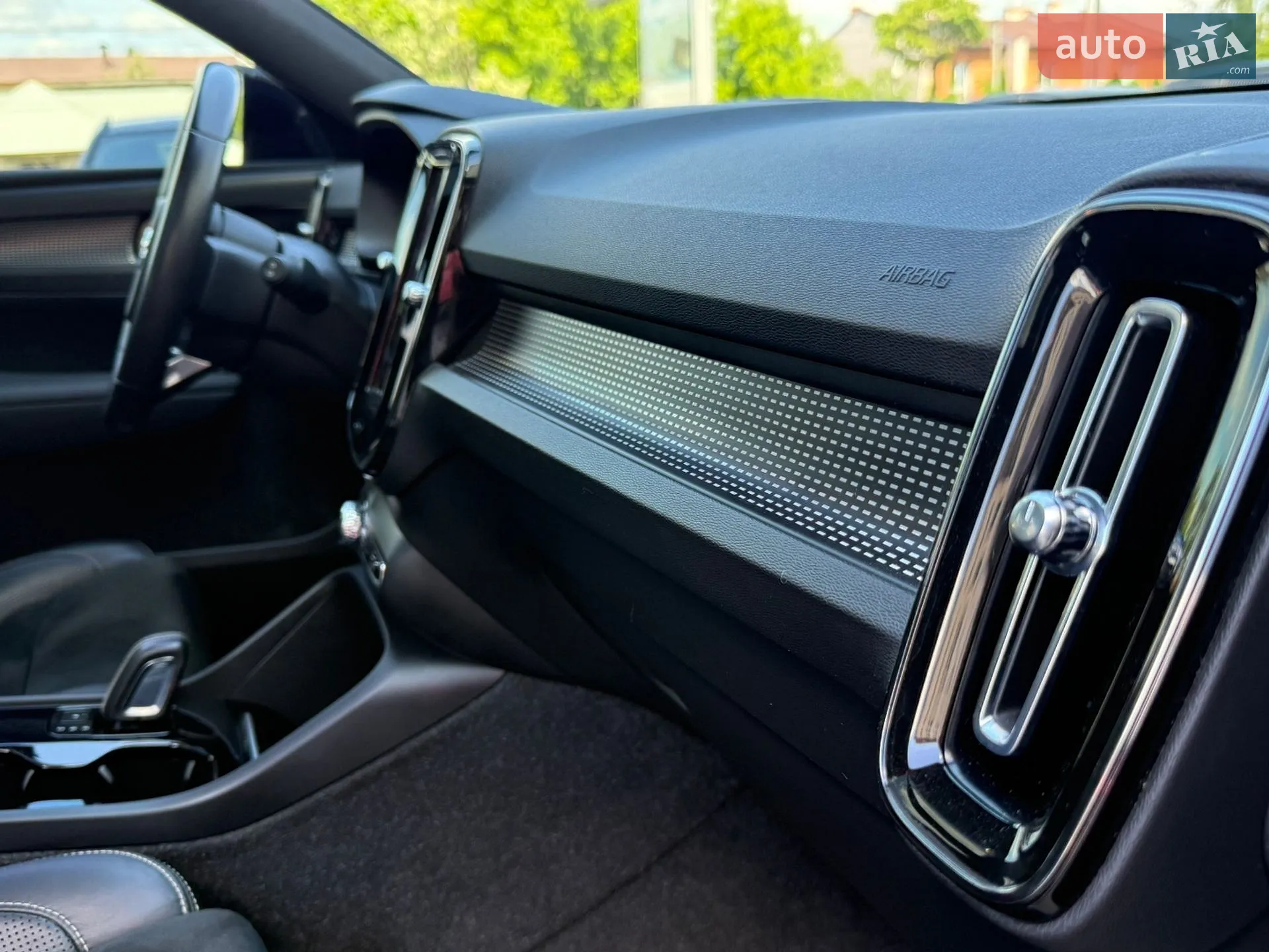 2021 Volvo XC40 - мініатюра 41