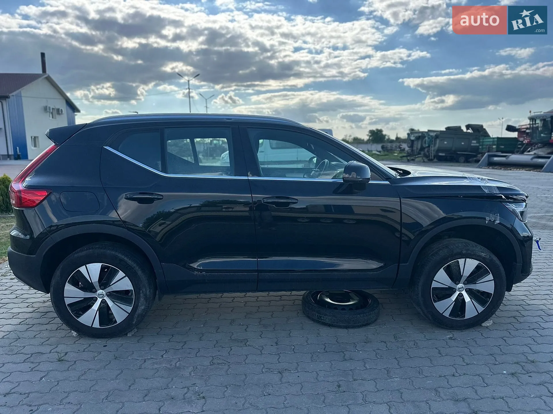2023 Volvo XC40 - мініатюра 4