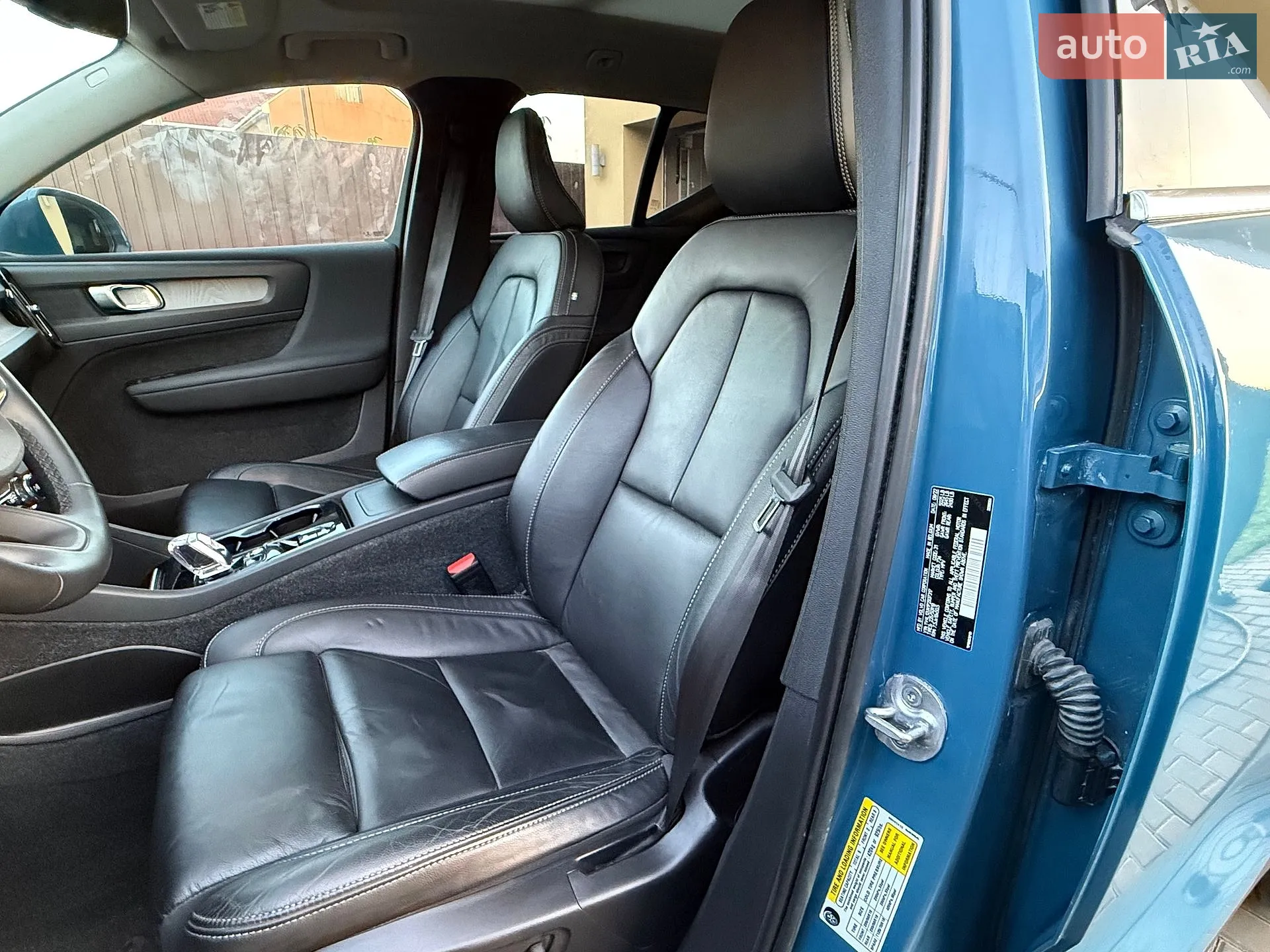 2022 Volvo XC40 - мініатюра 15