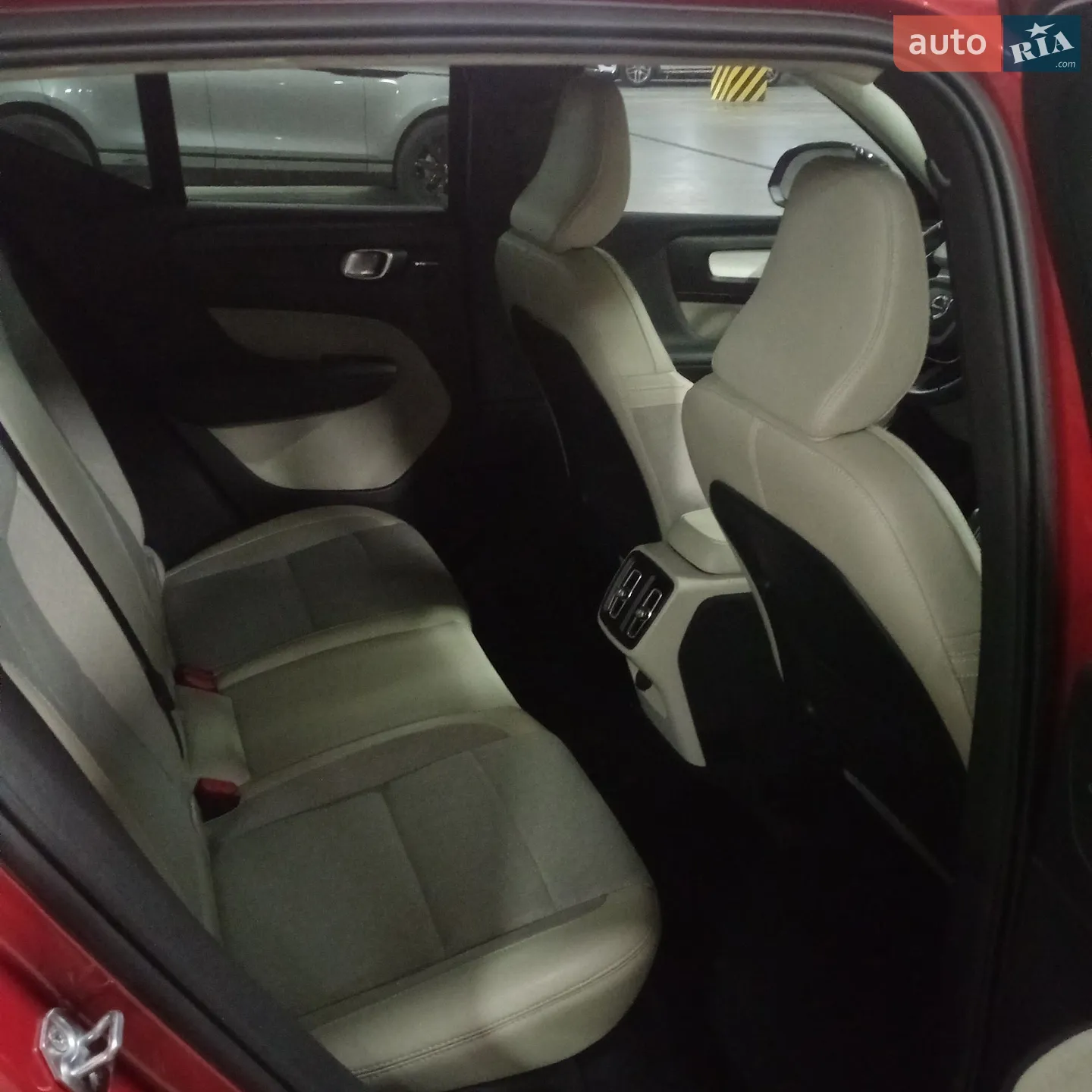 2019 Volvo XC40 - мініатюра 9