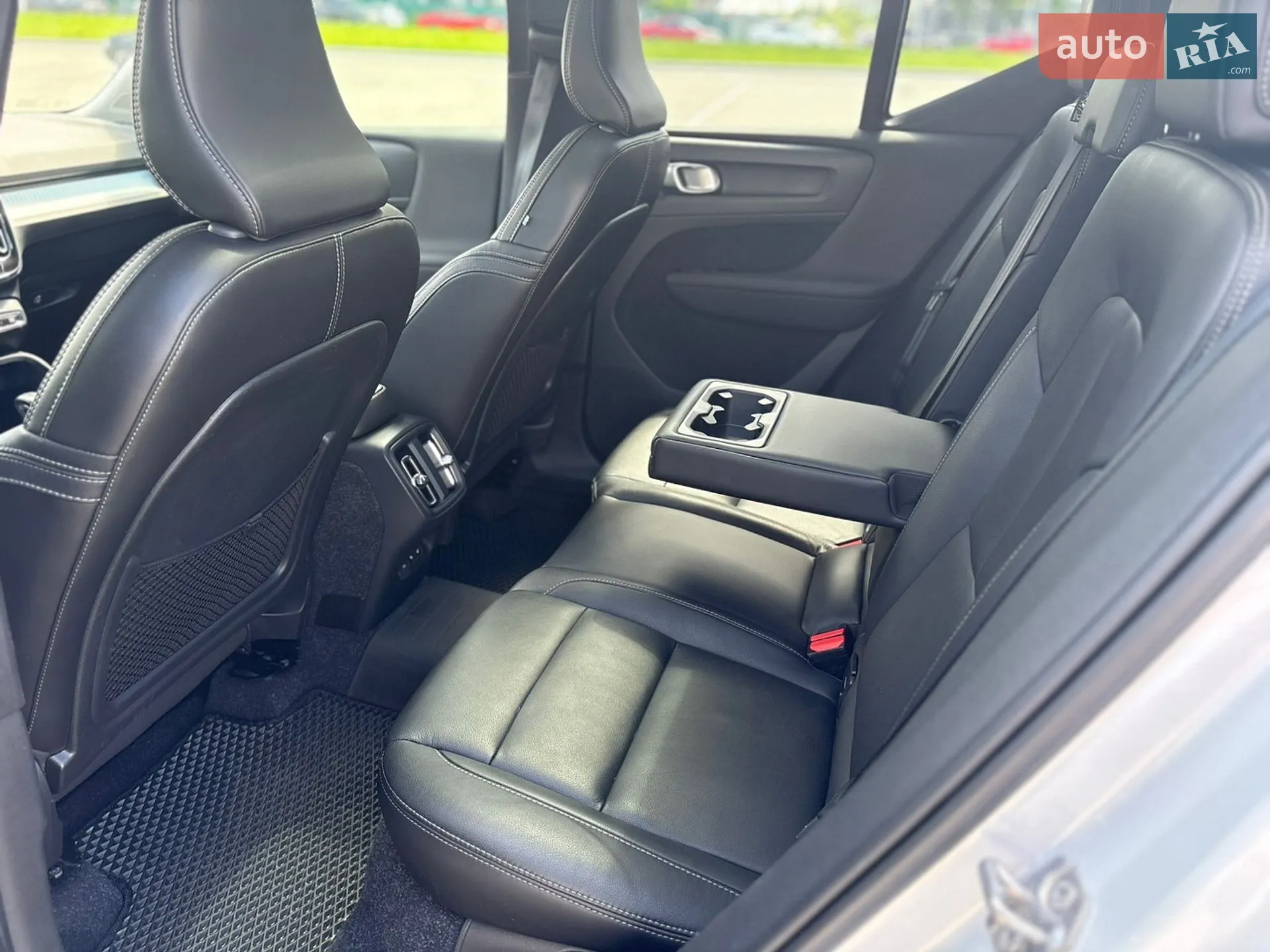 2020 Volvo XC40 - мініатюра 12