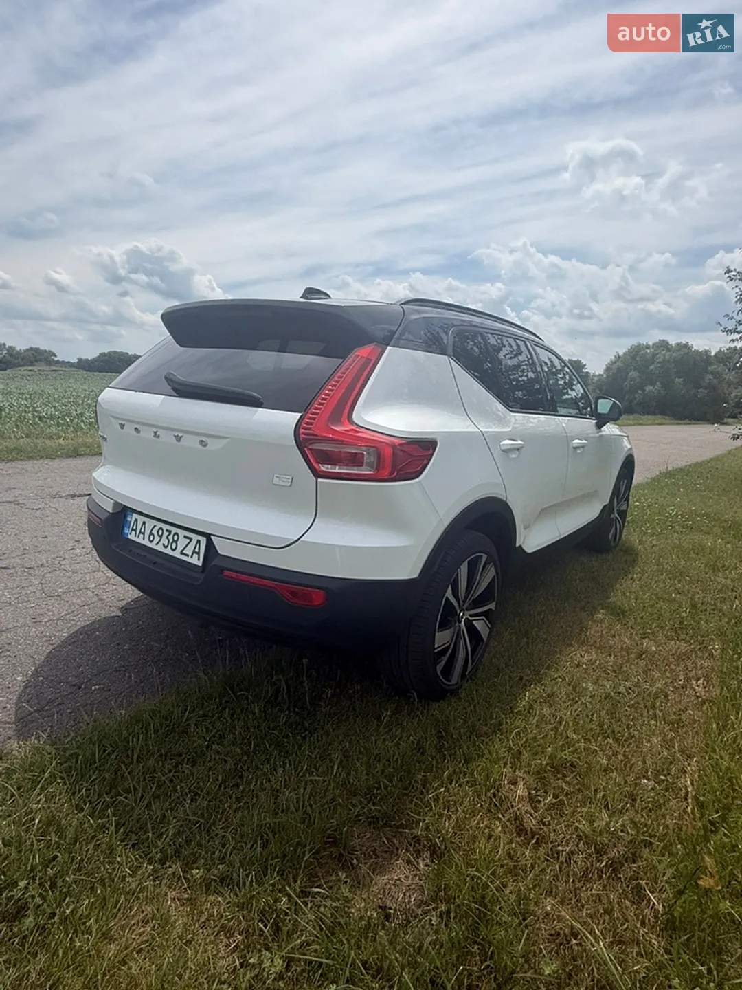 2021 Volvo XC40 - мініатюра 3