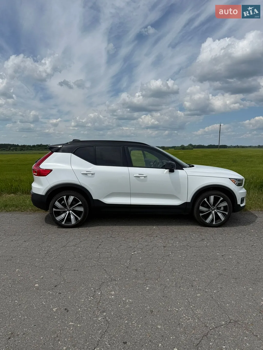2021 Volvo XC40 - мініатюра 8