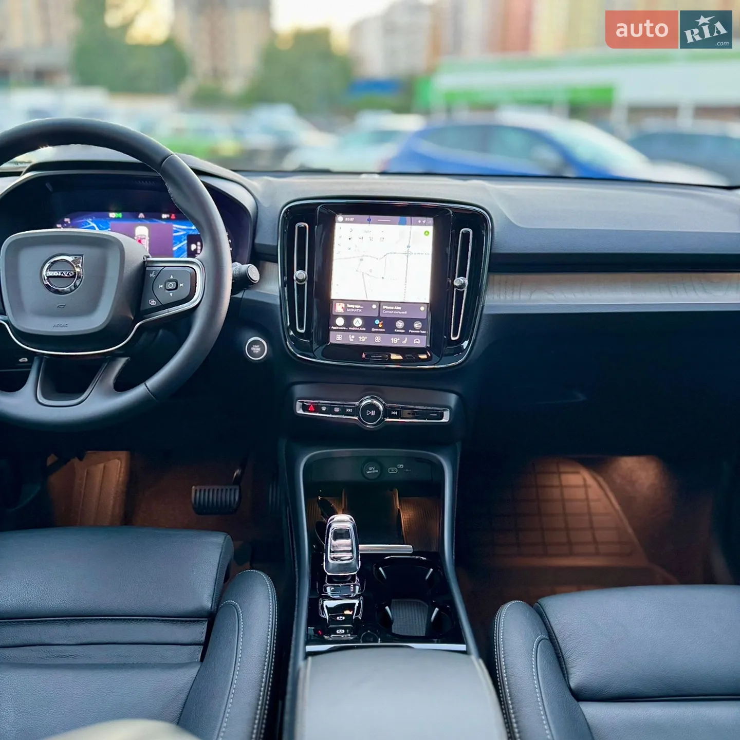 2023 Volvo XC40 - мініатюра 17