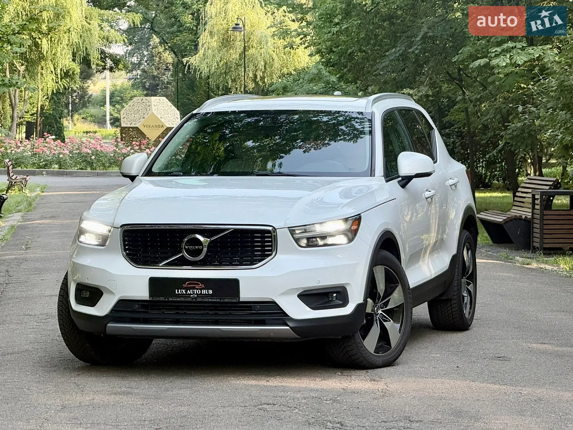 2020 Volvo XC40 - мініатюра 144