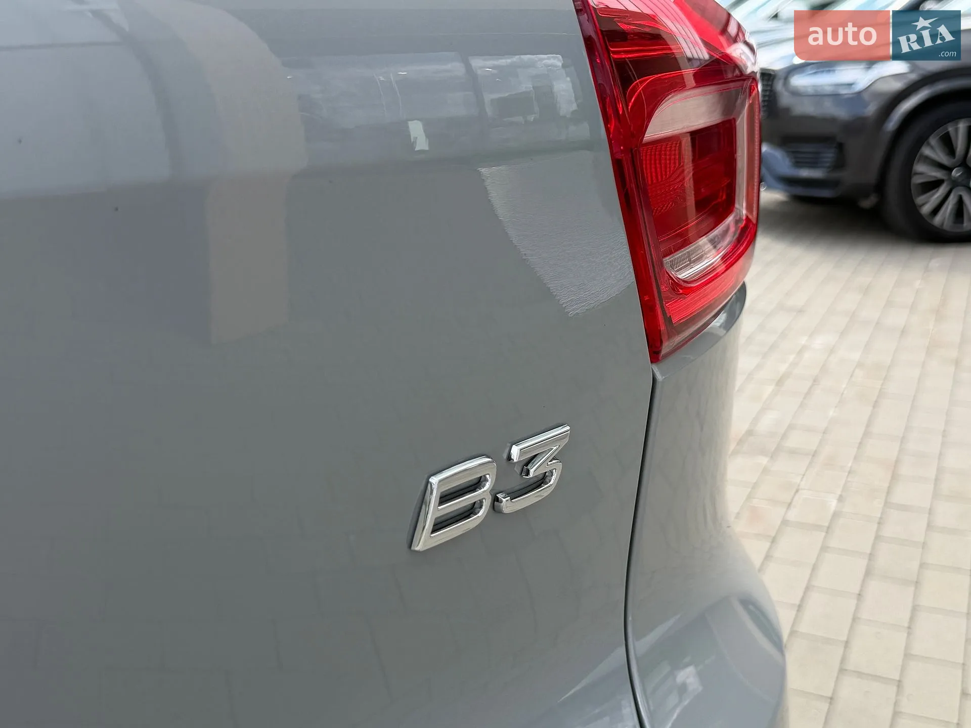 2025 Volvo XC40 - мініатюра 16