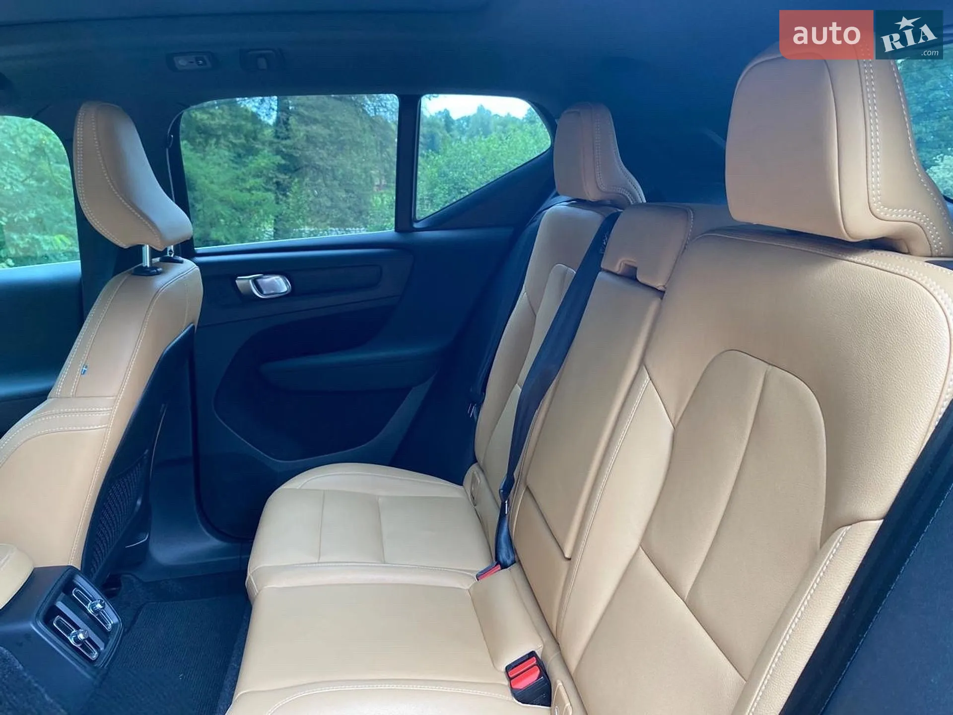 2019 Volvo XC40 - мініатюра 11