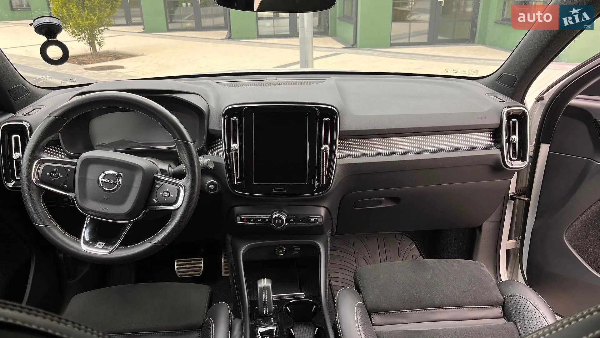 2018 Volvo XC40 - мініатюра 11