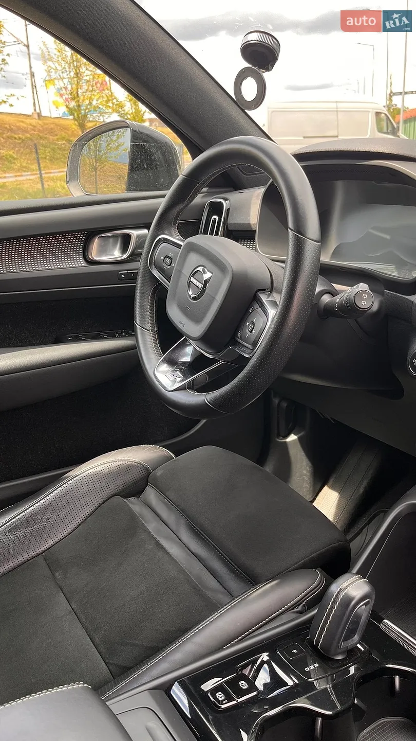 2018 Volvo XC40 - мініатюра 16