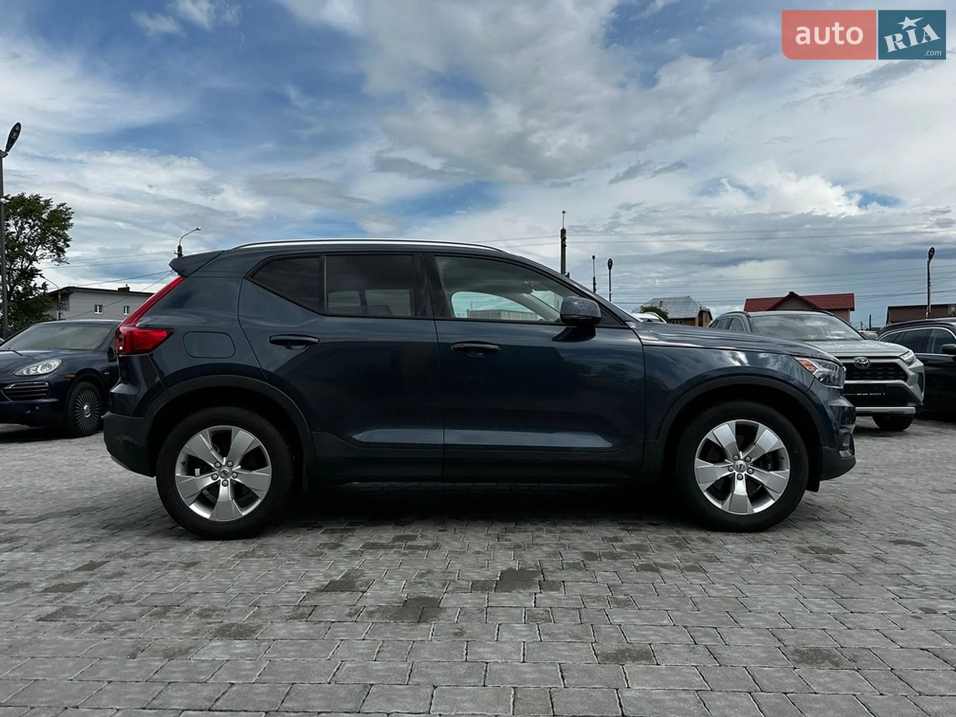 2021 Volvo XC40 - мініатюра 8