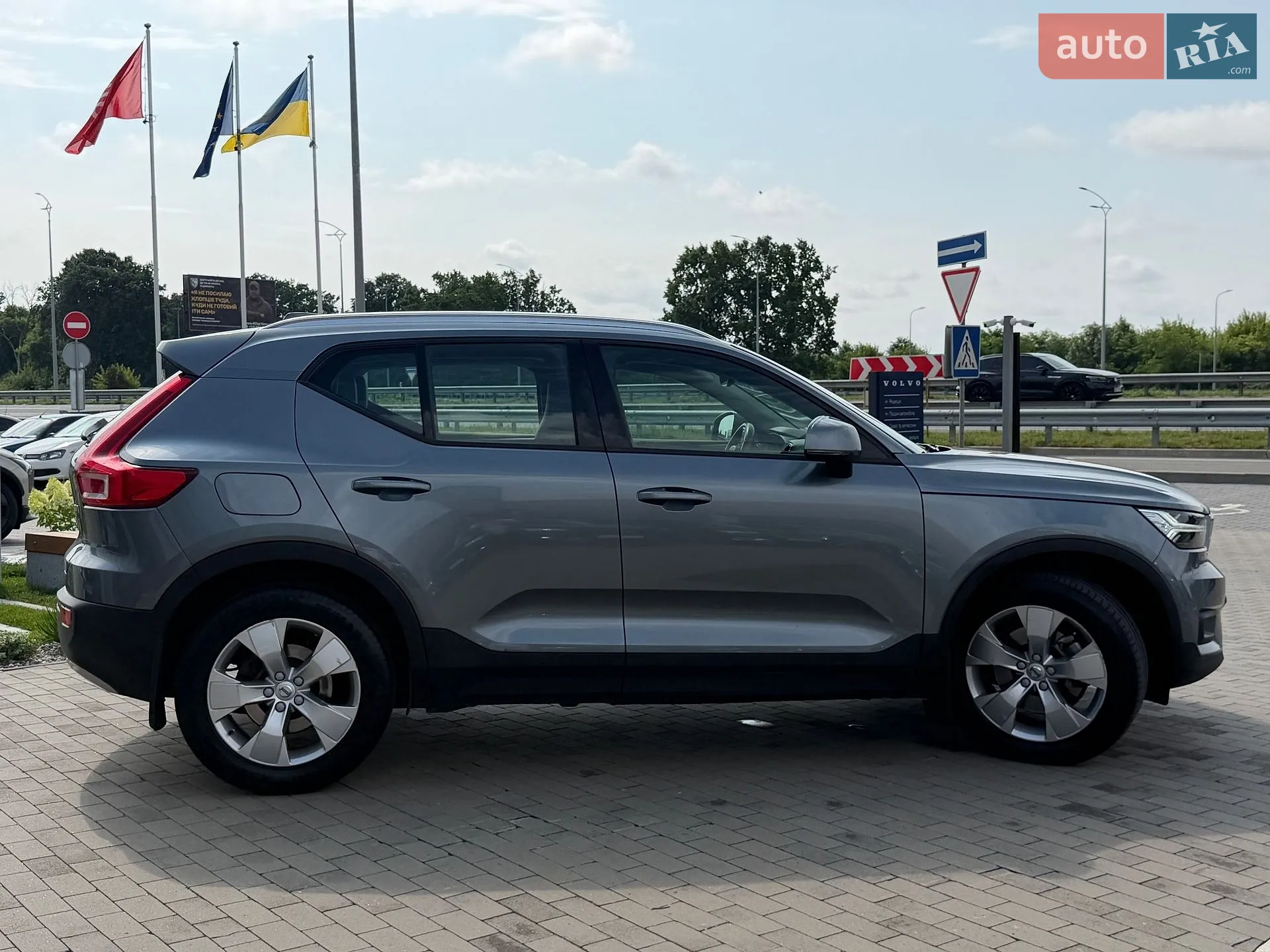 2018 Volvo XC40 - мініатюра 8