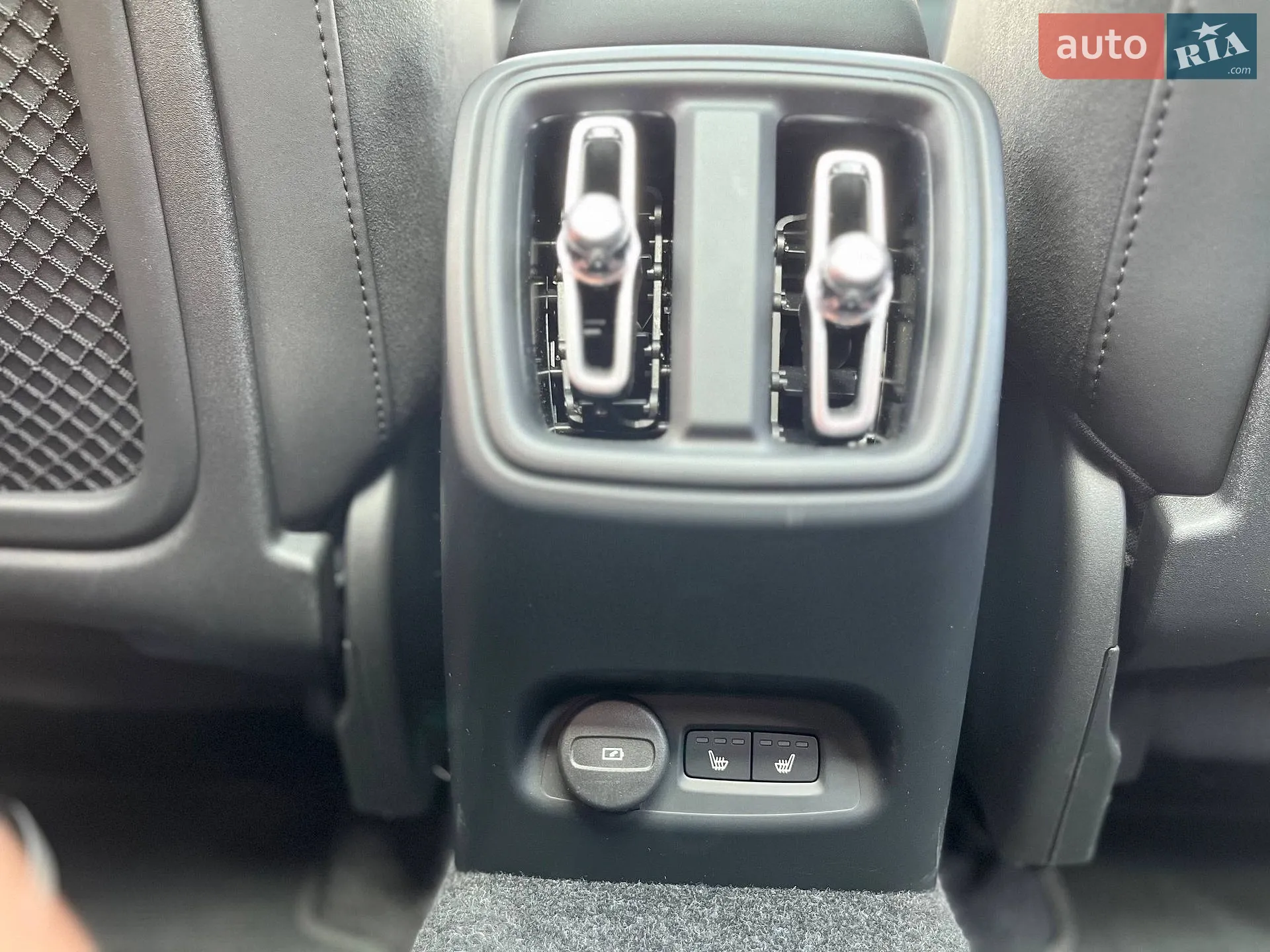 2022 Volvo XC40 - мініатюра 48