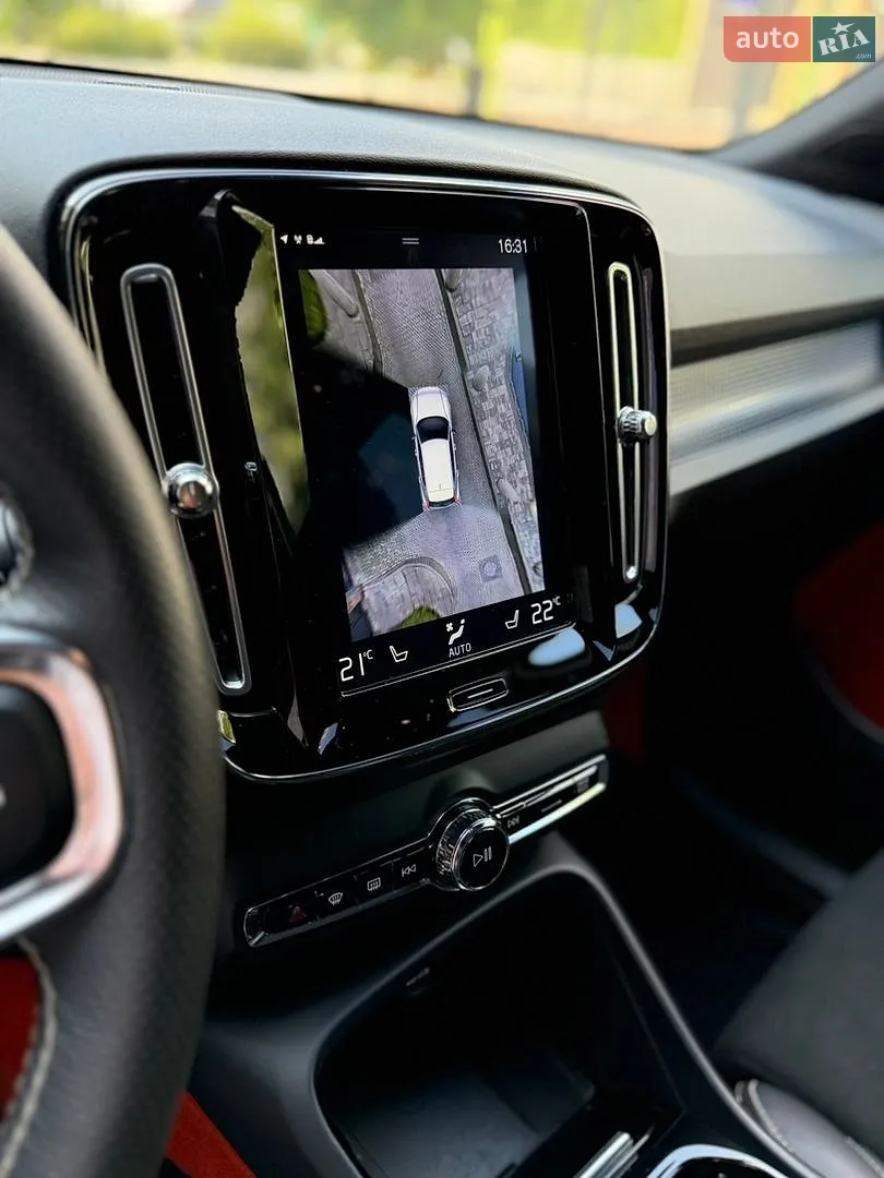 2020 Volvo XC40 - мініатюра 18