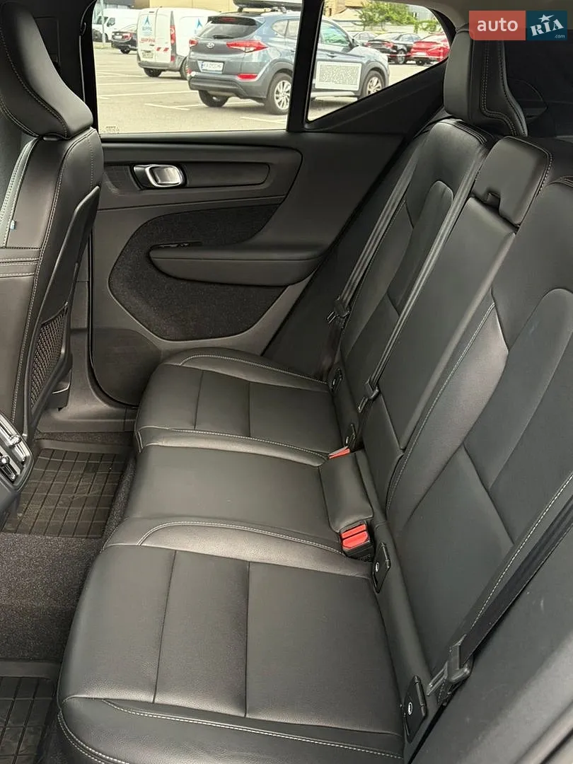2020 Volvo XC40 - мініатюра 16