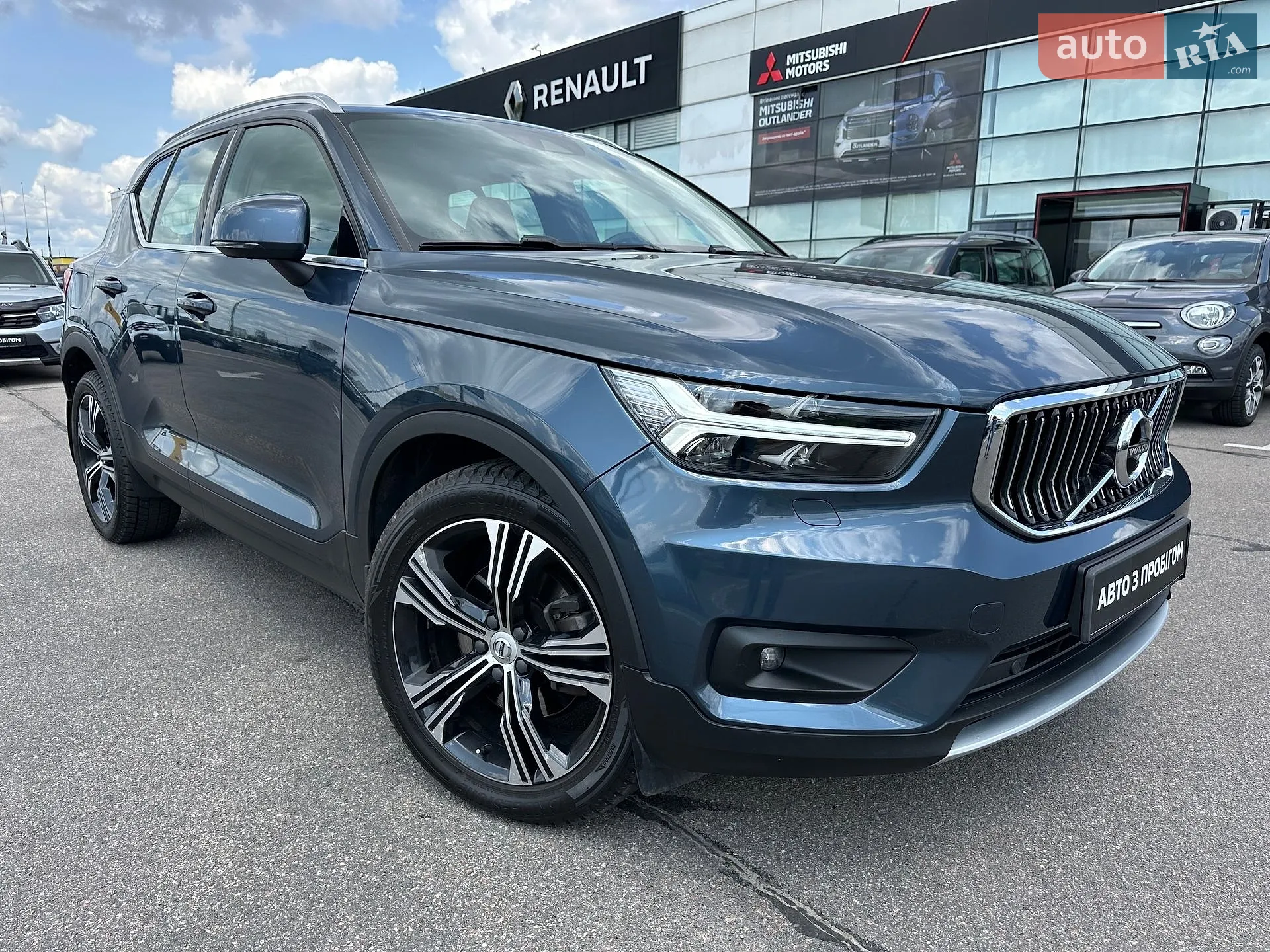 2019 Volvo XC40 - фото 1